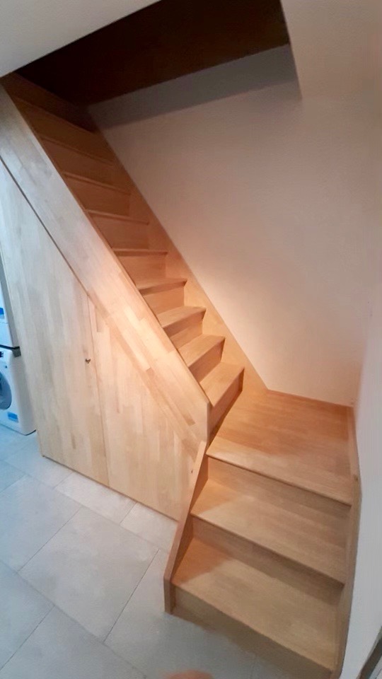 Création d'un escalier et agencement sous escalier