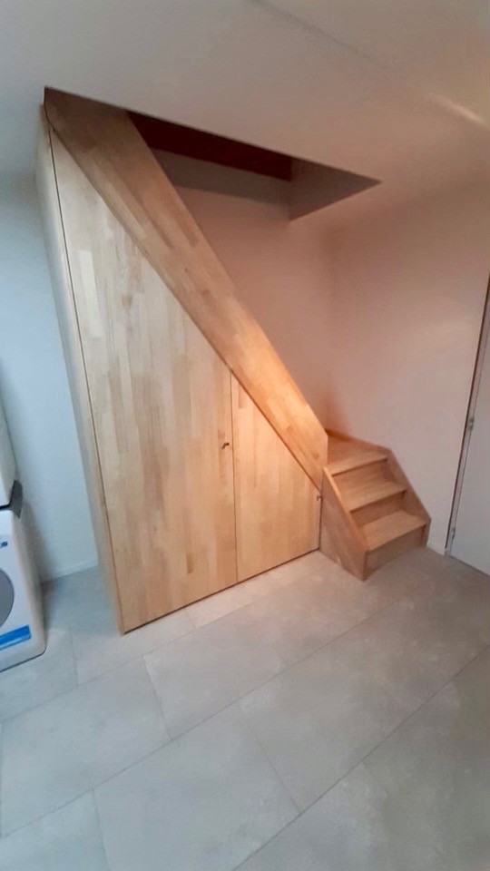 Création d'un escalier et agencement sous escalier